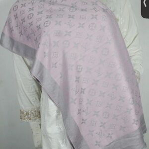 Louis Vuitton Pink and Gray Monogram Scarf